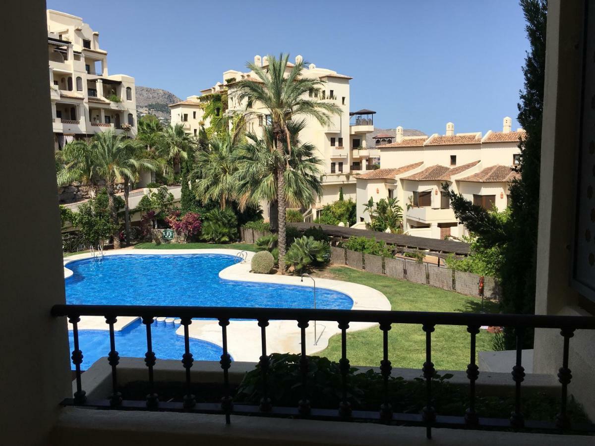 Apartamento Darwin Apartment Алтеа Екстериор снимка